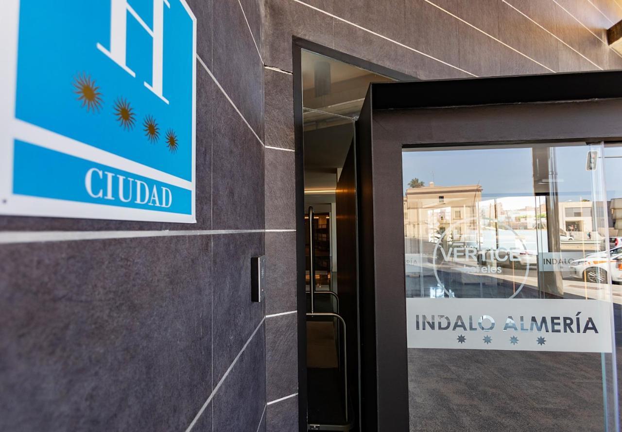 Vértice Indalo Almería Exterior foto